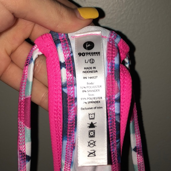 90 degree by Reflex, kids athletic tank top. - Picture 3 of 3